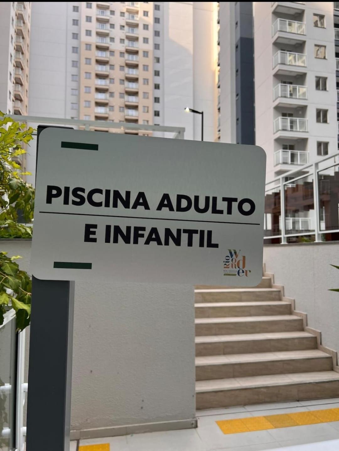 De 2 Quartos Com 1 Apartamento *